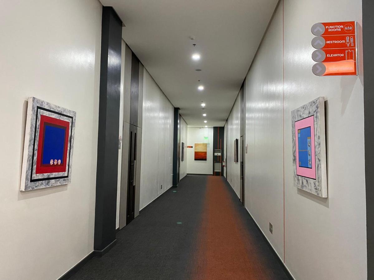 Go Hotels Plus Tuguegarao Extérieur photo