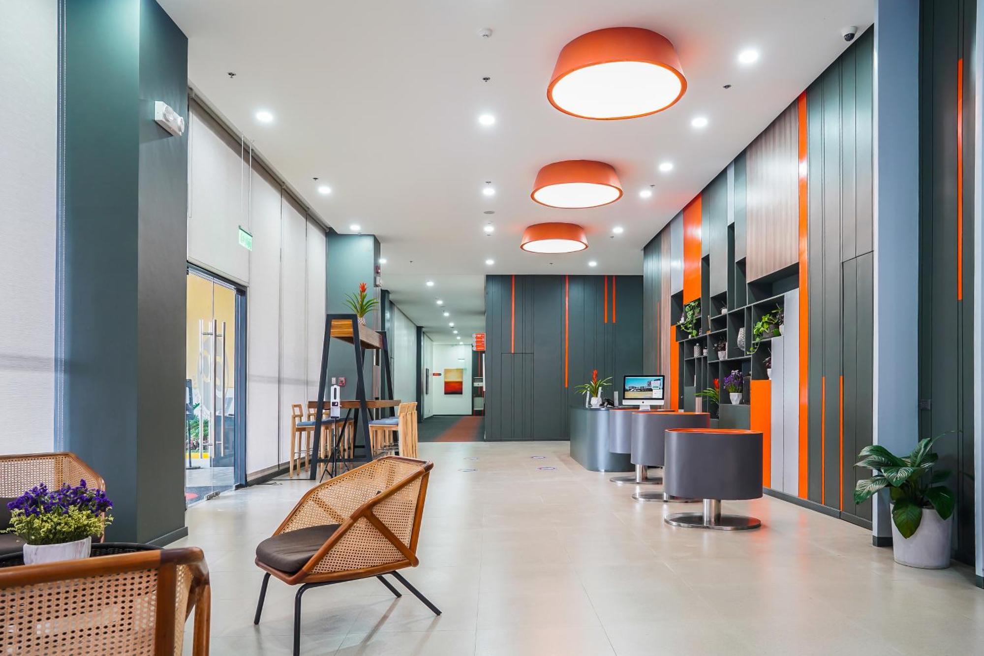 Go Hotels Plus Tuguegarao Extérieur photo